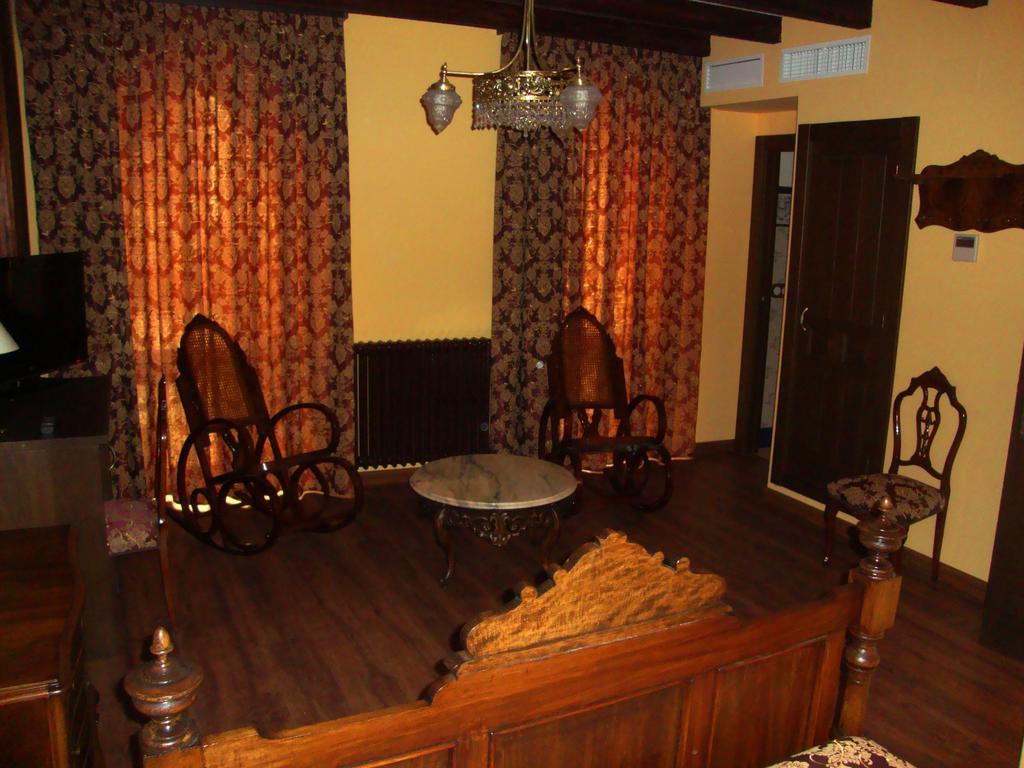 Hospederia Bodas De Camacho Hotel